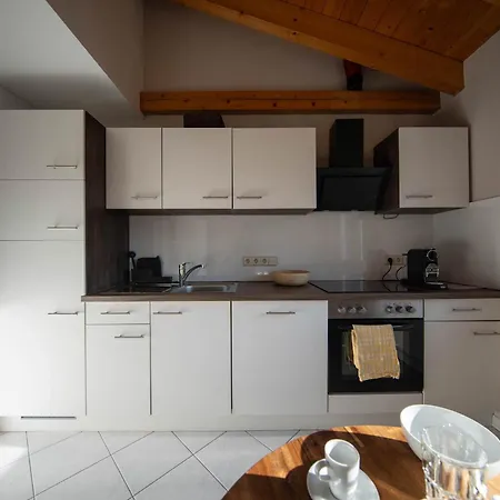 Gemuetliche Mit Schoener Aussicht