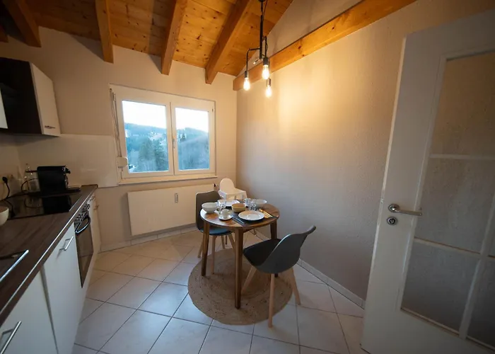 アパート Gemuetliche Mit Schoener Aussicht *